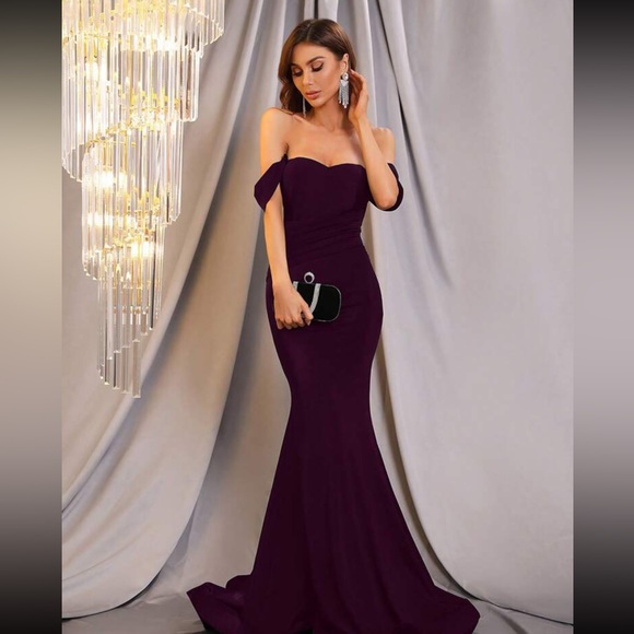 Formal Wear Dresses Any Holiday Occasion Asymmetrical Neck Dramatic Off Shoulder Floor Length With Sexy Slit Prom Dress Prom Dresses Stores